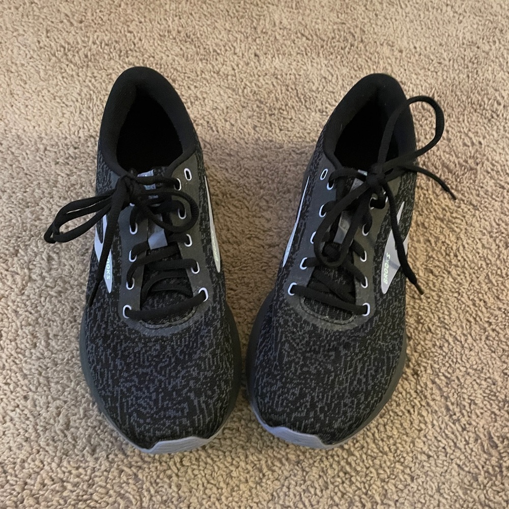 Brooks DNA Run Happy cushion neutral